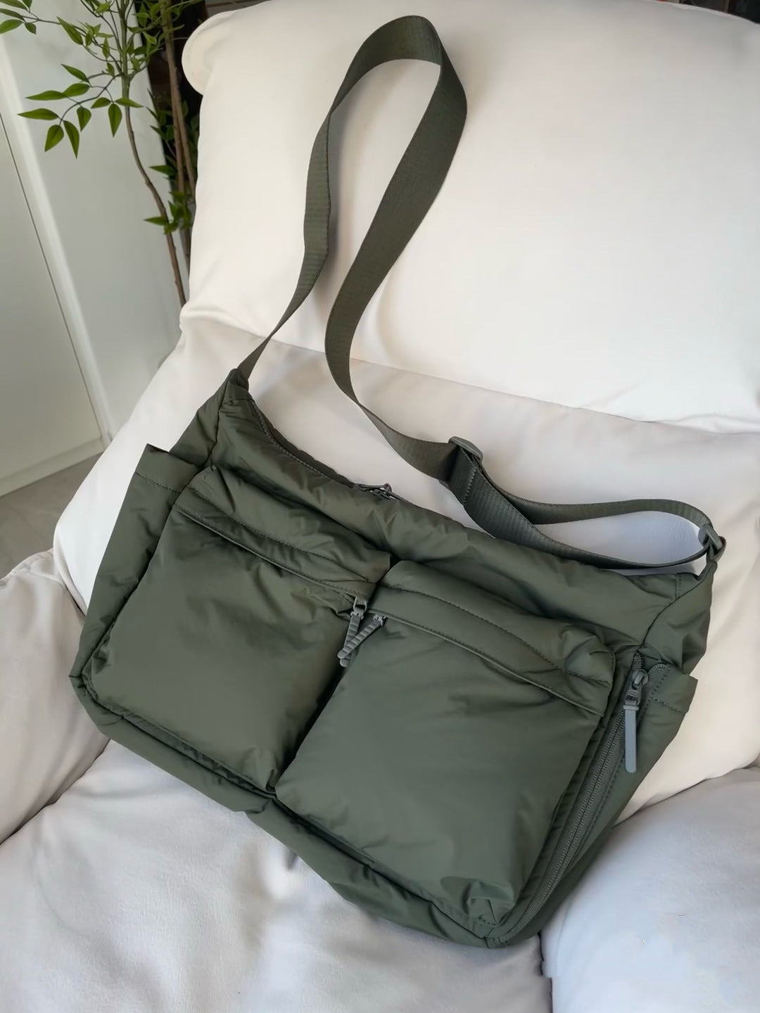 The Daily Utility Bag